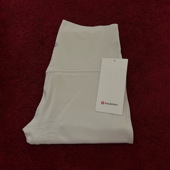 NWT RARE Lululemon Align High-Rise Pants 25” in Bone size 8 - Picture 10 of 10